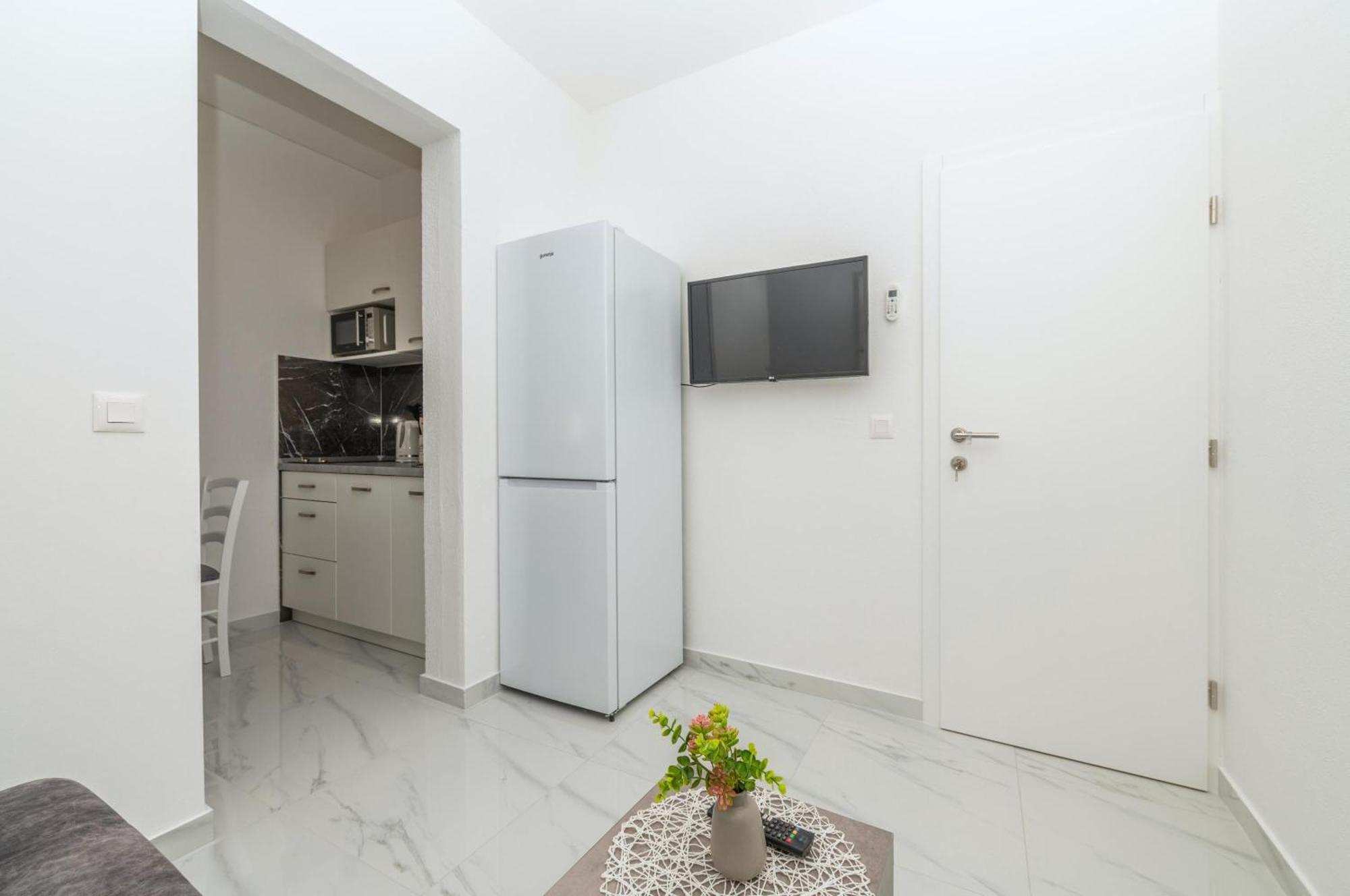 Apartmants Sestic Тучепи Экстерьер фото